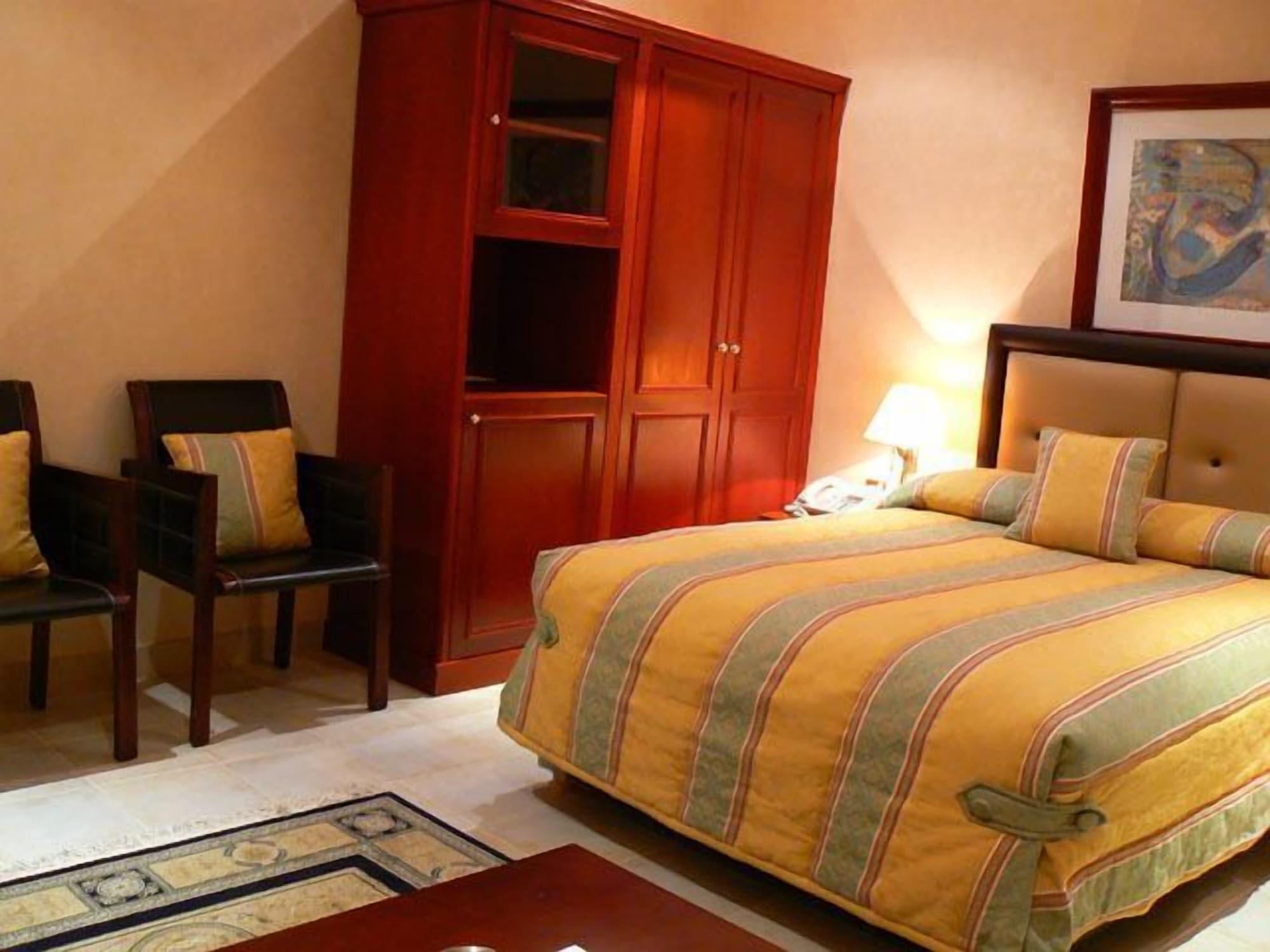 Al Bustan Hotel Doha Exterior foto